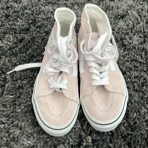 Brand new Girls Vans size 3.5